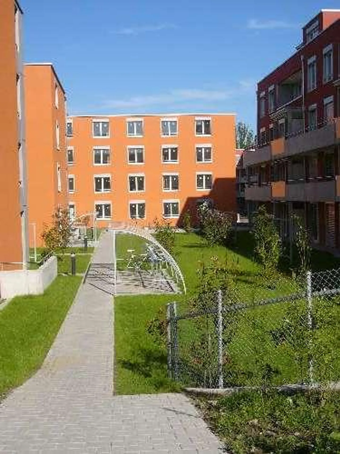 Appartamento moderno e luminoso con ampia zona salotto - Foto 1 di 3