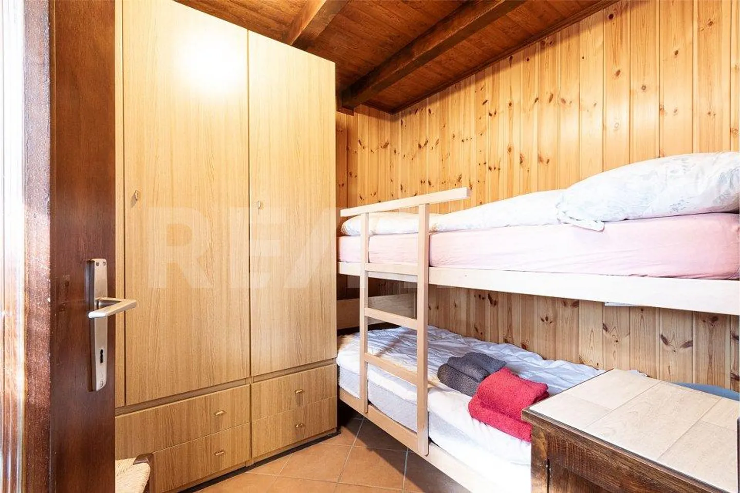 Rustico mit 4,5 Zimmern auf 950 m ü.M. - Foto 6 von 13