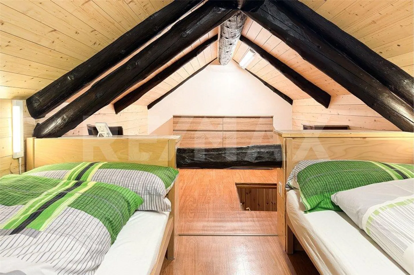 Rustico mit 4,5 Zimmern auf 950 m ü.M. - Foto 9 von 13