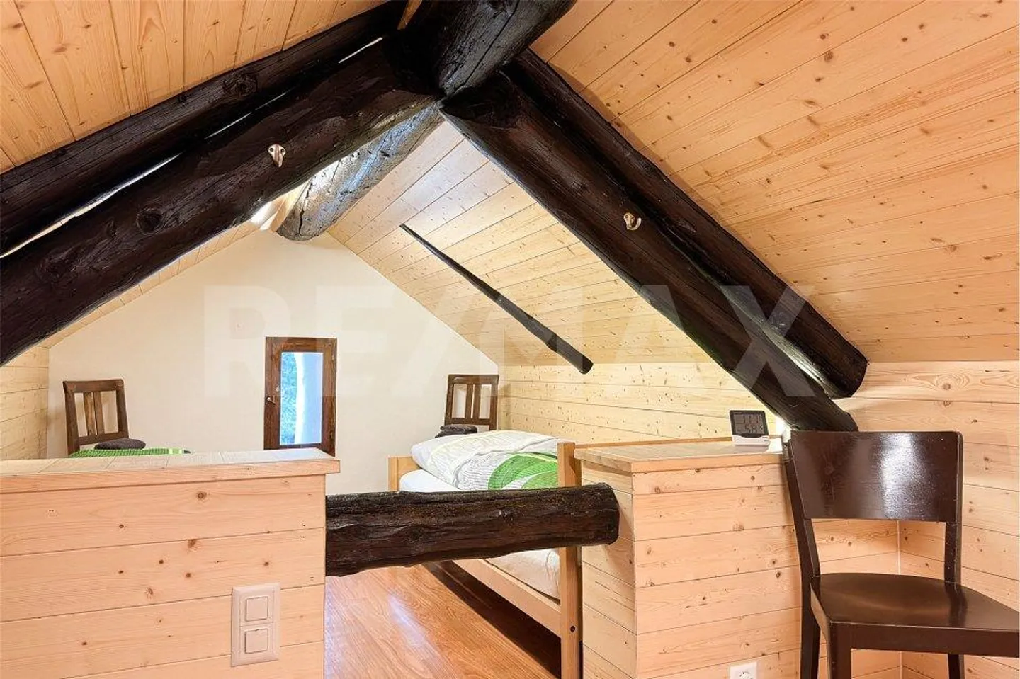 Rustico mit 4,5 Zimmern auf 950 m ü.M. - Foto 10 von 13