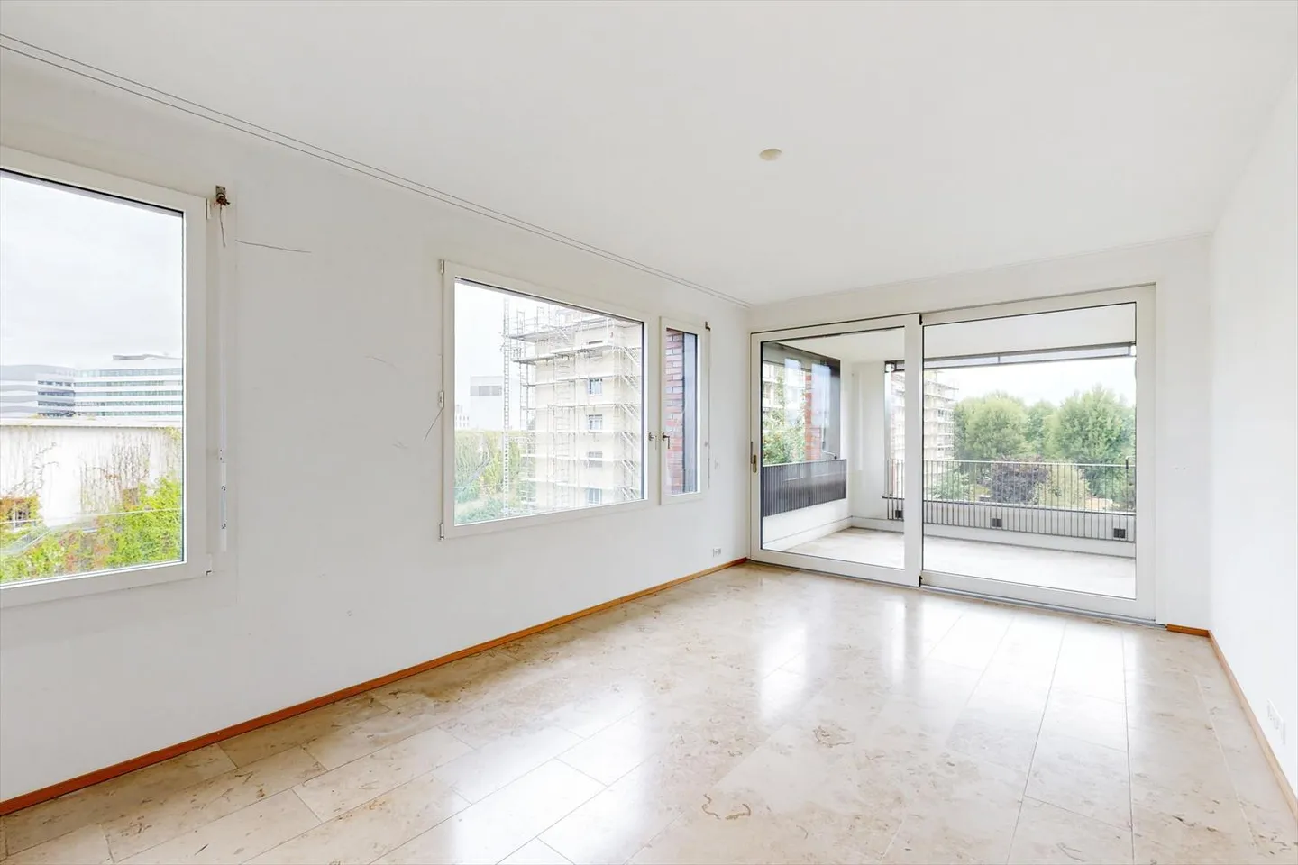 AFFITTARE SENZA CAUZIONE - Vivere tranquillo a Basilea vivace - Foto 4 di 8