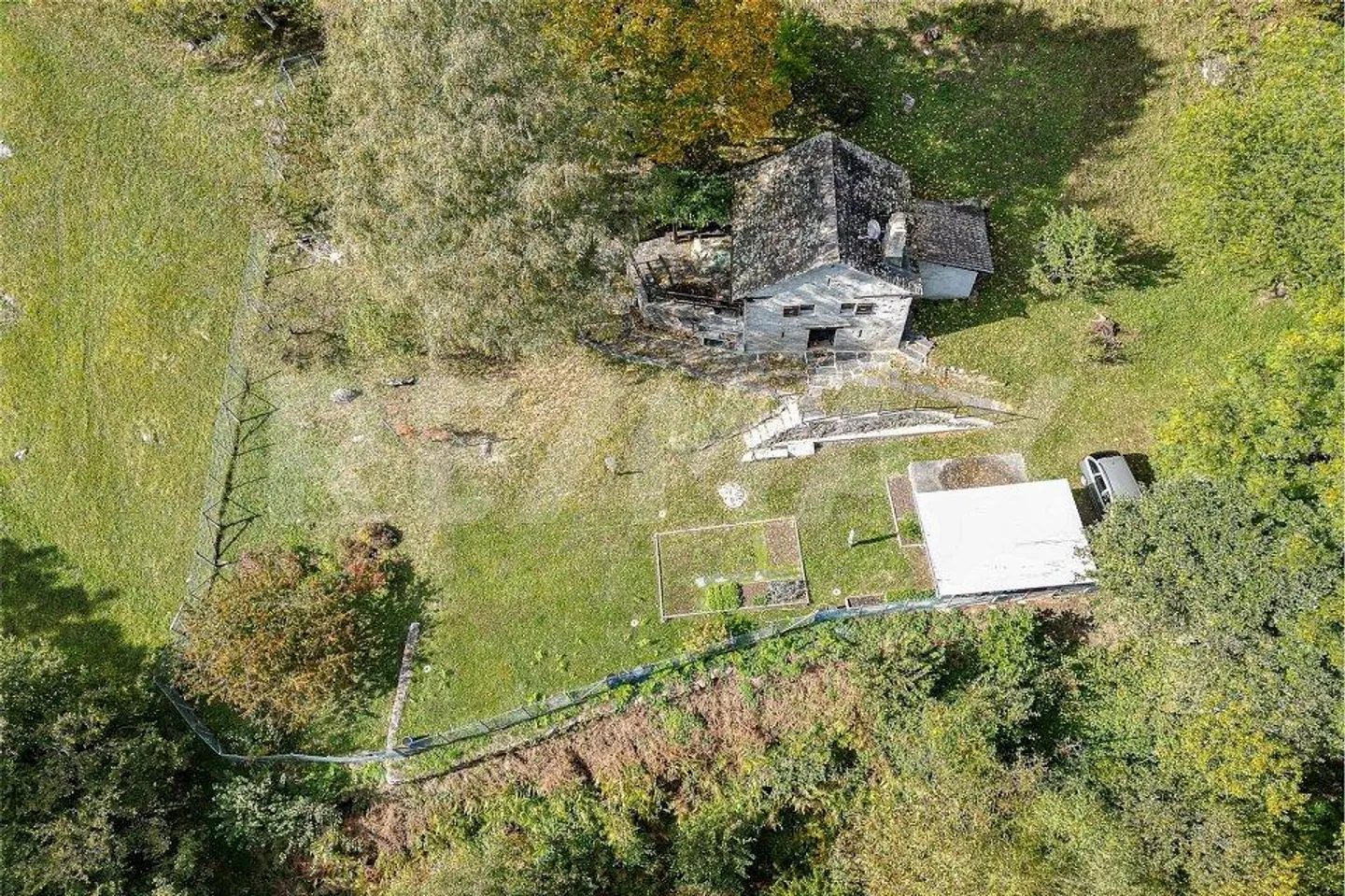 Rustico mit 4,5 Zimmern auf 950 m ü.M. - Foto 12 von 13