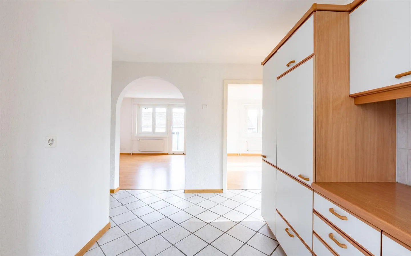 Appartement 3.5 pièces à Neuhausen am Rheinfall - Photo 2 sur 8