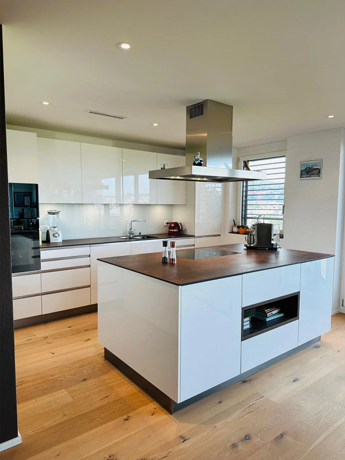 Vivre au-dessus des toits de Dübendorf dans le quartier Hochbord émergent et urbain ! - Photo 3 sur 8