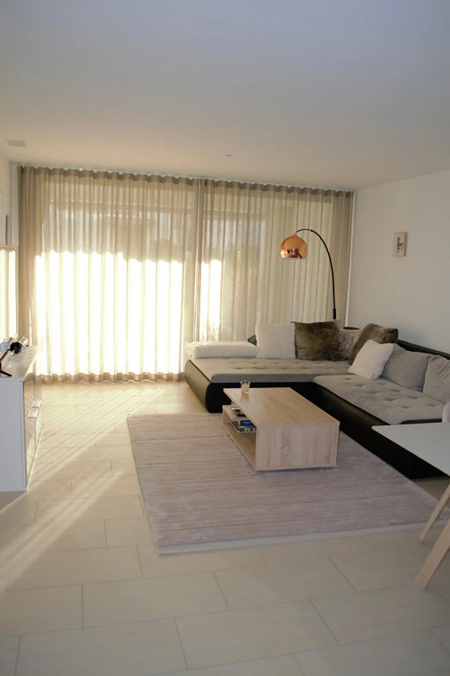 Friendly, attractive, bright, modern, high-quality 2.5-room apartment - Photo 3 of 14