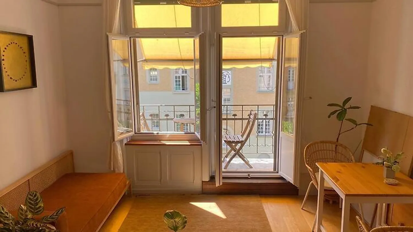 3 ROOM APARTMENT IN BERN - OLD TOWN, FURNISHED, TEMPORARY - Photo 2 of 10