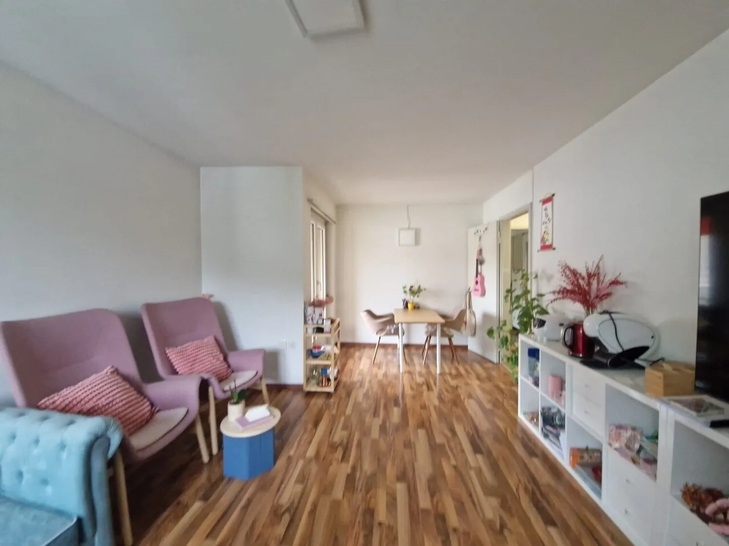Appartement lumineux et spacieux de 3½ pièces dans un emplacement central à Baden - Photo 2 sur 10
