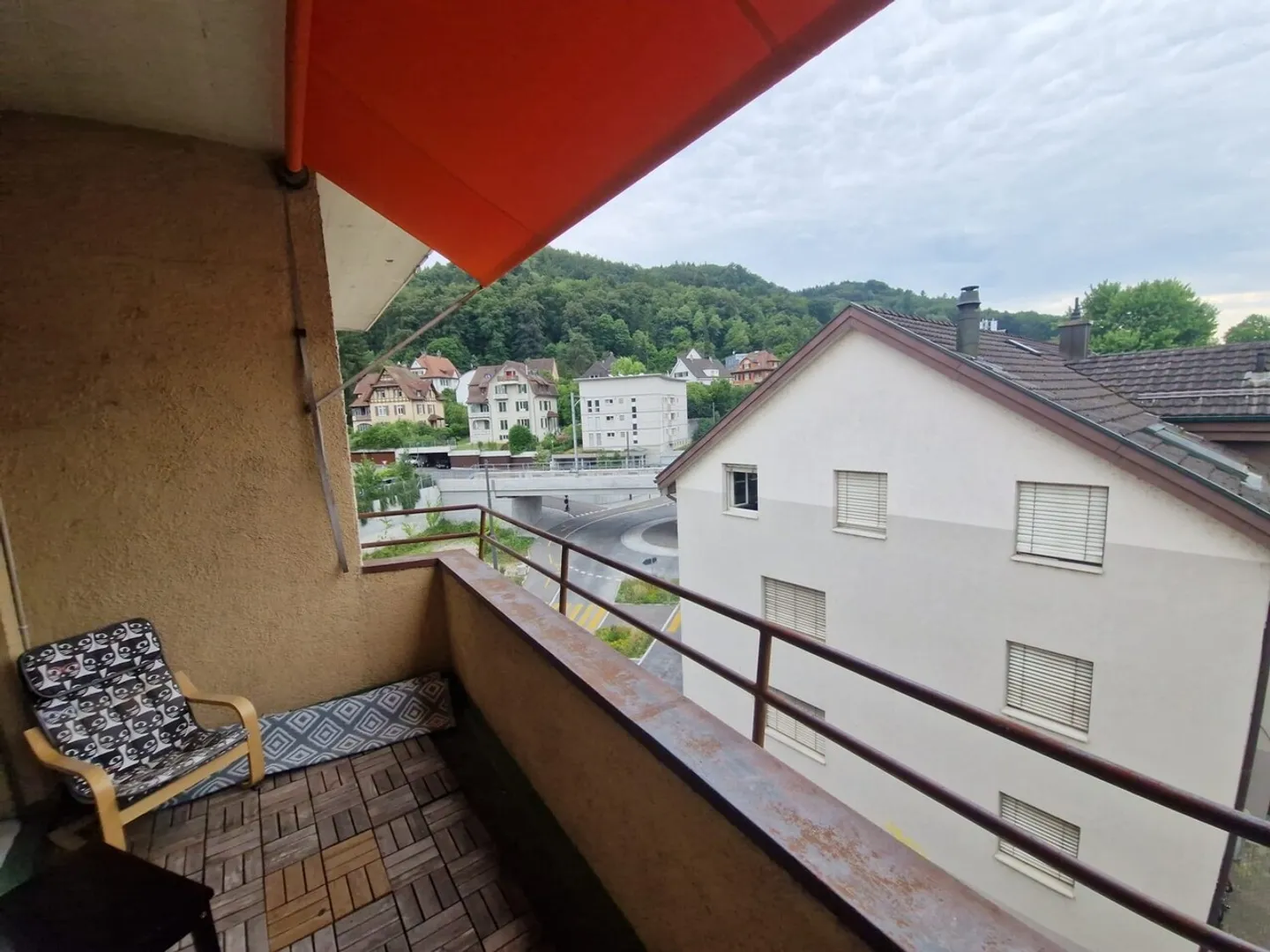 Appartement lumineux et spacieux de 3½ pièces dans un emplacement central à Baden - Photo 5 sur 10