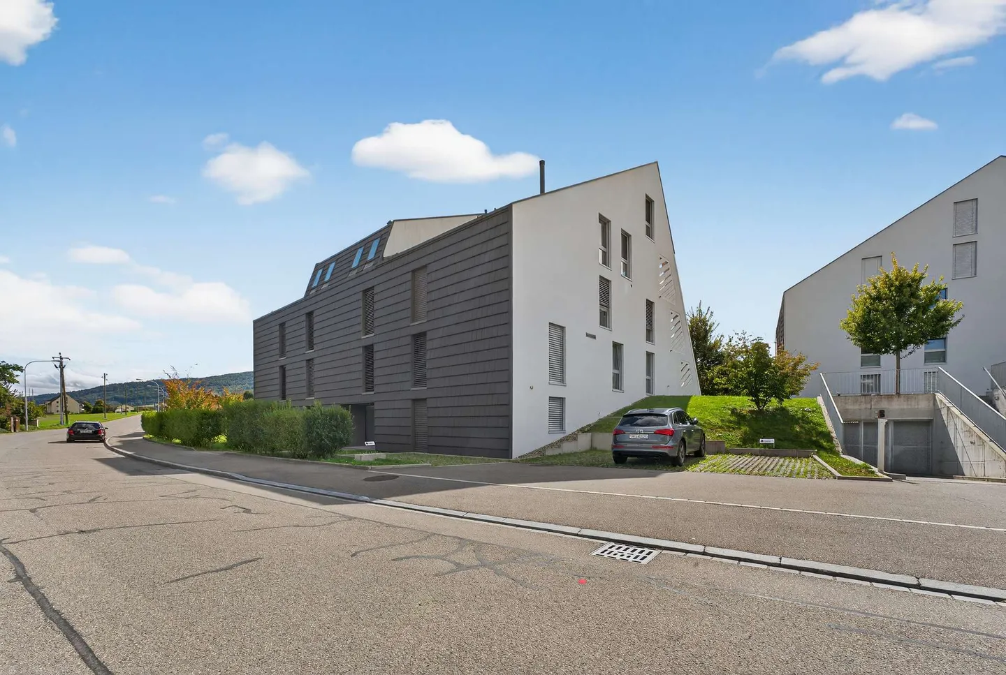 Moderne, helle 5.5 Zimmer-Wohnung mit 35,5 m² grosser Terrasse - Foto 8 von 13