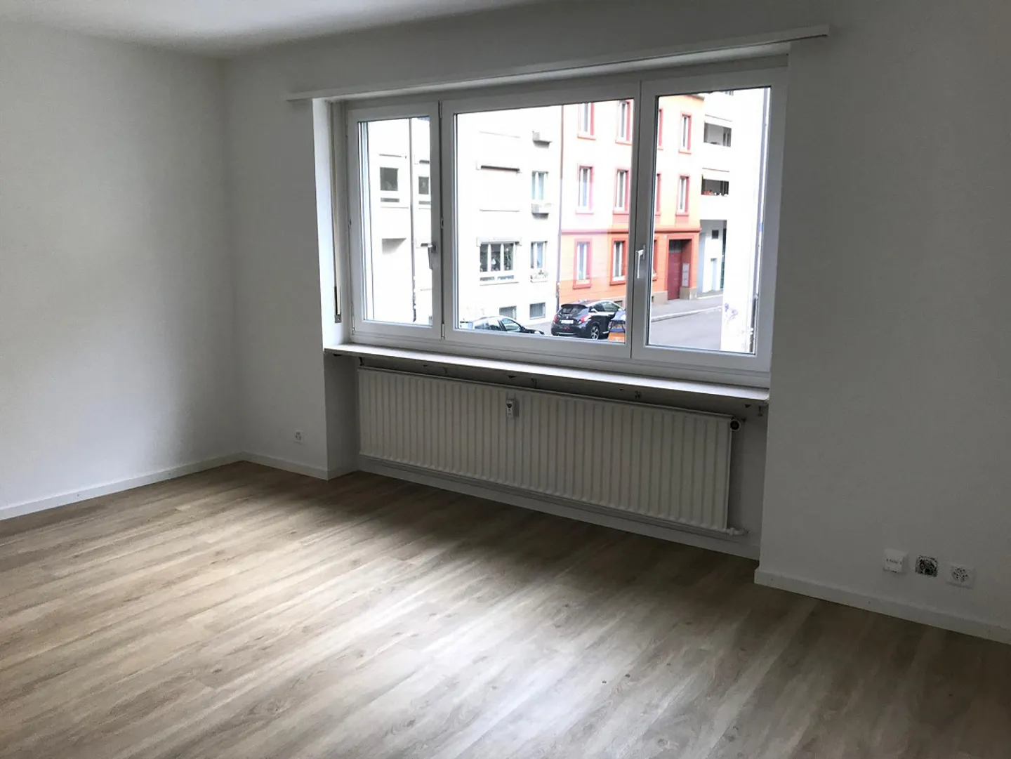 Appartamento ristrutturato di alta qualità con balcone - Foto 5 di 7