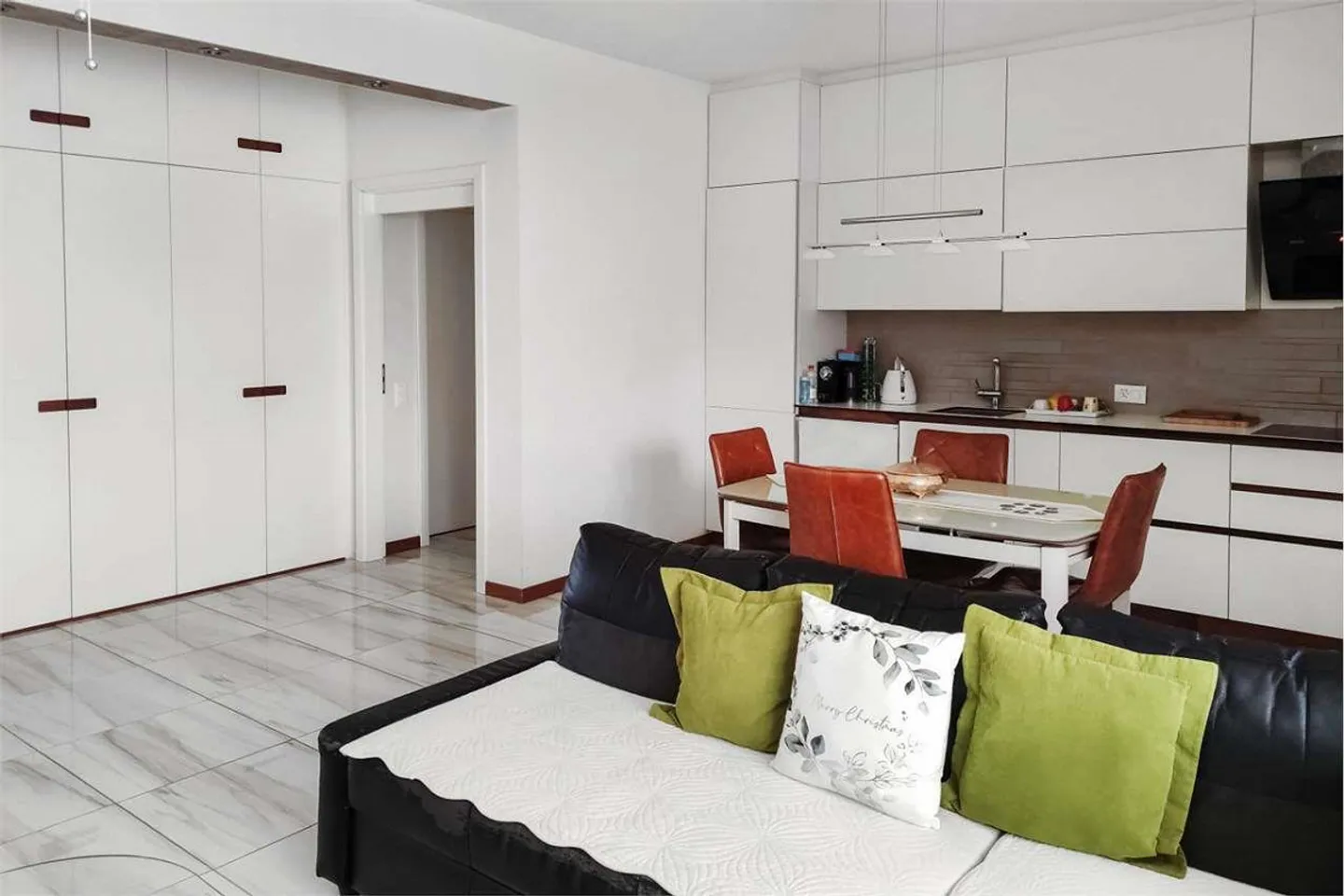 Appartement avec 4,5 pièces et rendement - Photo 4 sur 13