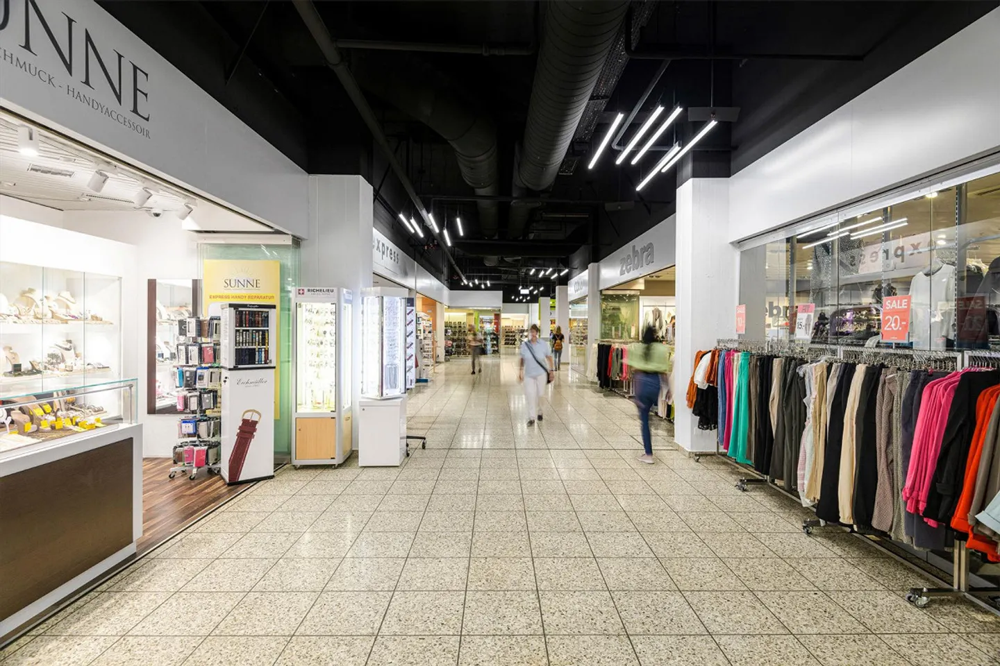 Attractive retail or service space in Sunnemärt Bremgarten - Photo 5 of 6