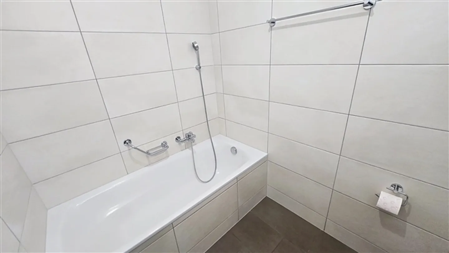 Geräumige Wohnung in Sion - Foto 6 von 8