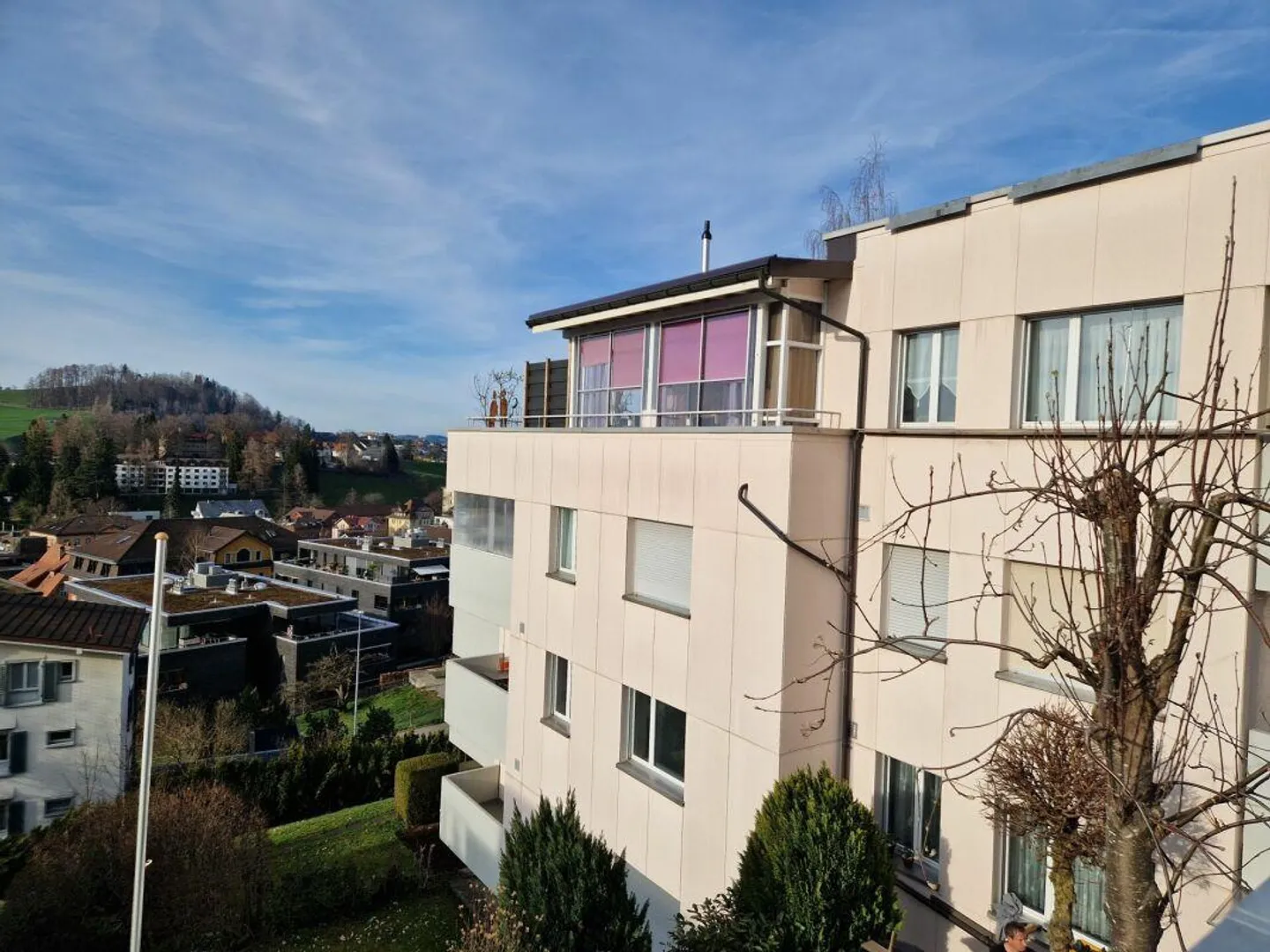 Apartment with sunny view seeks single! - Photo 1 of 7