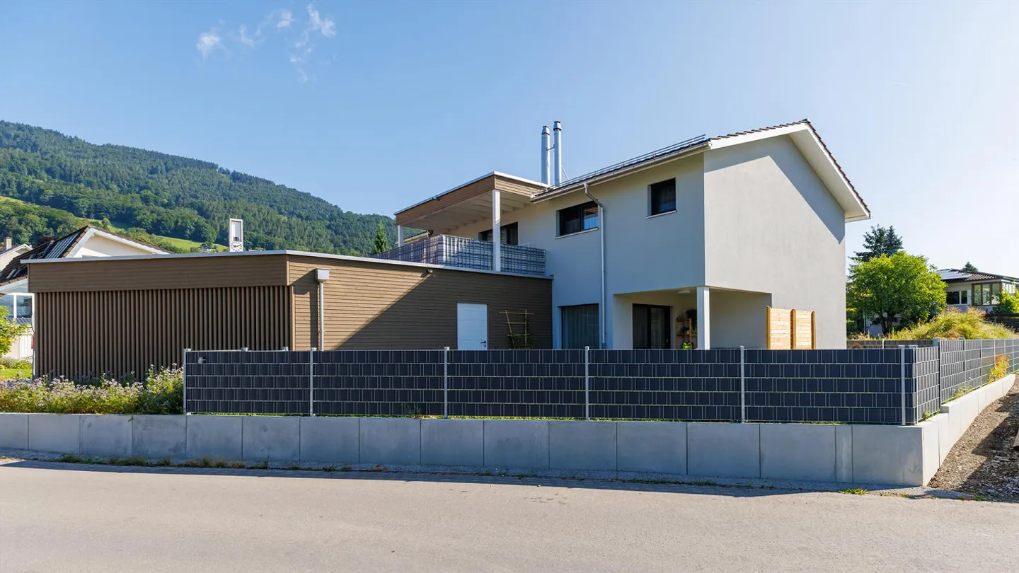 Nuova costruzione di una casa bifamiliare – Spazio per generazioni e utilizzo flessibile - Foto 4 di 18