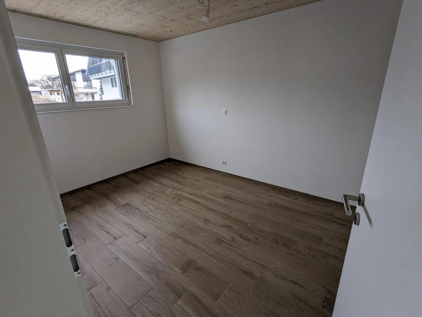 Nuova costruzione di una casa bifamiliare – Spazio per generazioni e utilizzo flessibile - Foto 8 di 18