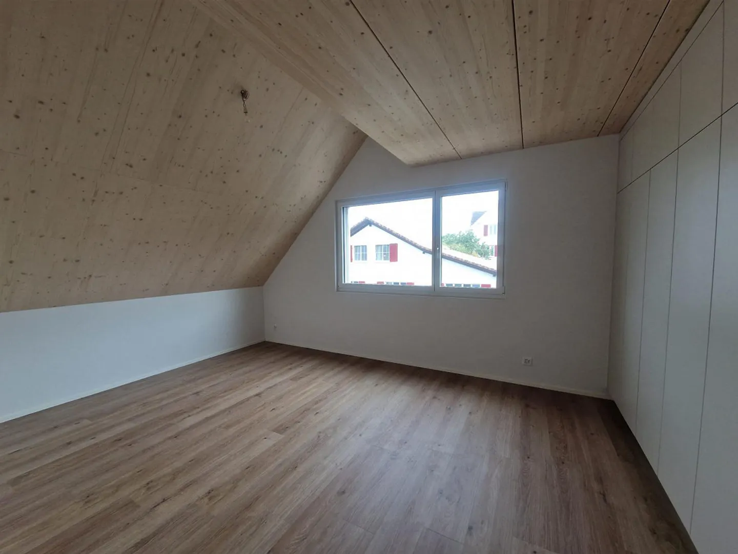 New Lease - Exclusive 4½-Room Maisonette Apartment in a Two-Family House - Photo 14 of 16