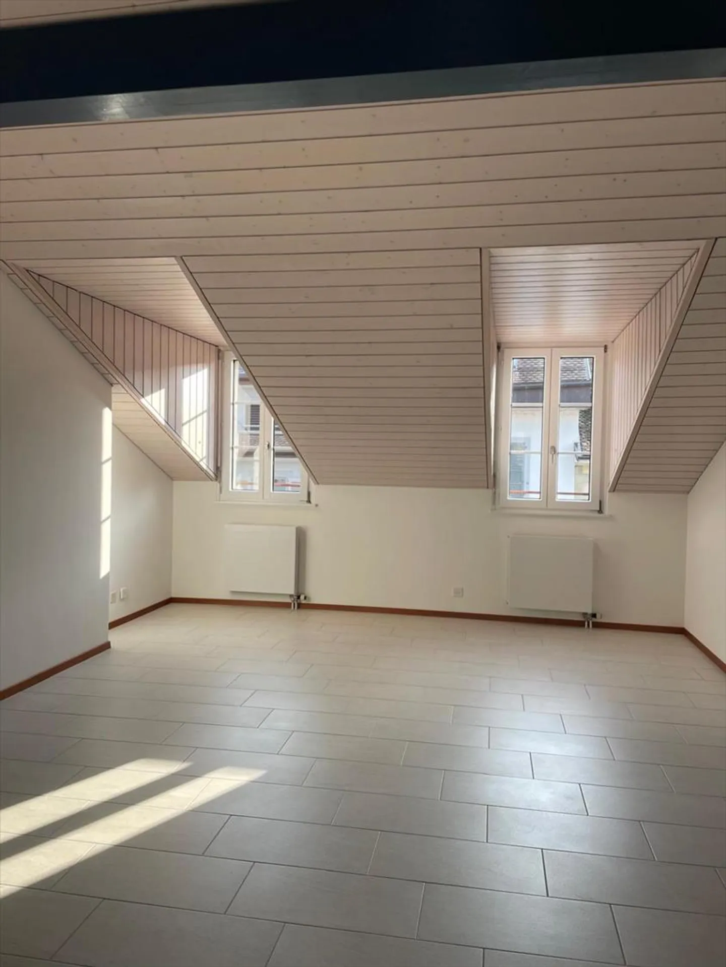 Appartamento affascinante nel cuore della Grand-Rue e a due passi dal lago - Foto 4 di 11