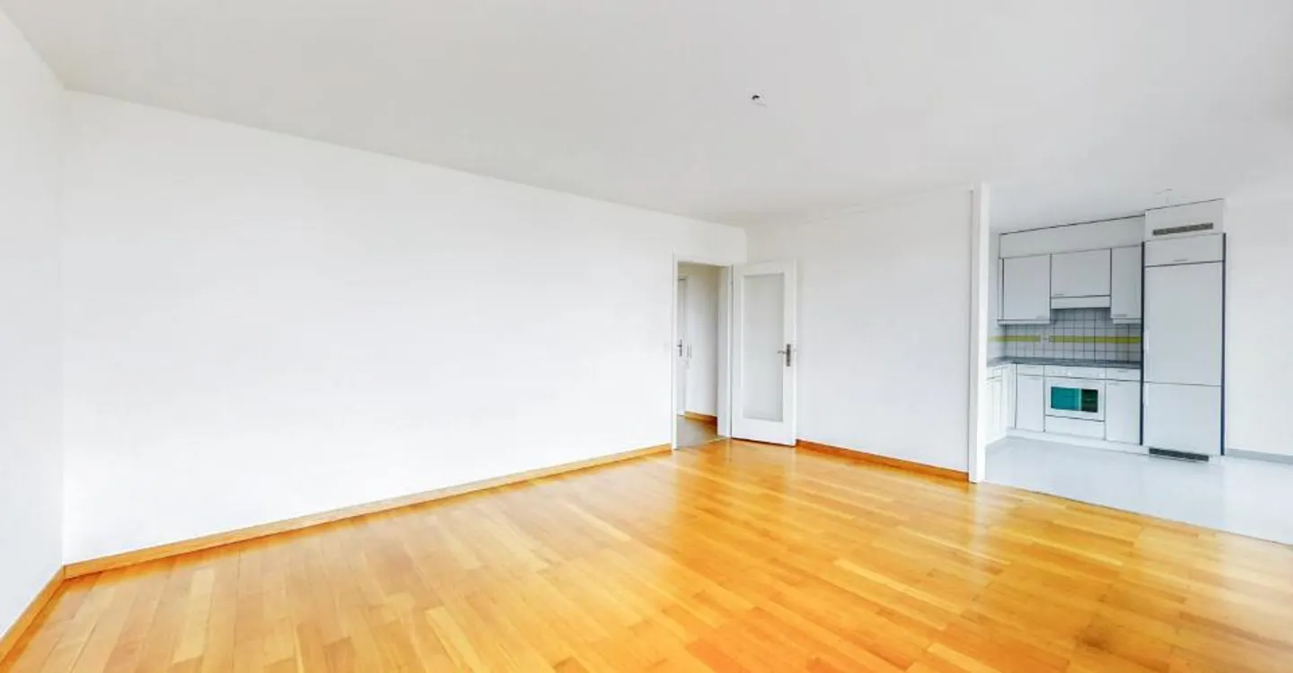 Geräumige Wohnung in ruhiger Lage - Foto 3 von 7