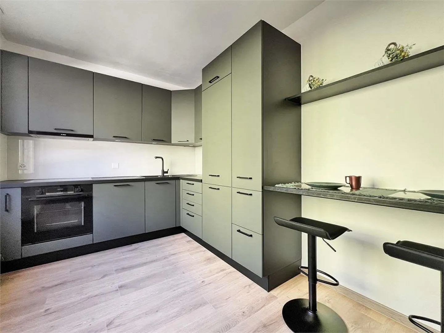 Renovierte 3,5-Zimmer-Wohnung in Castione - Foto 2 von 10
