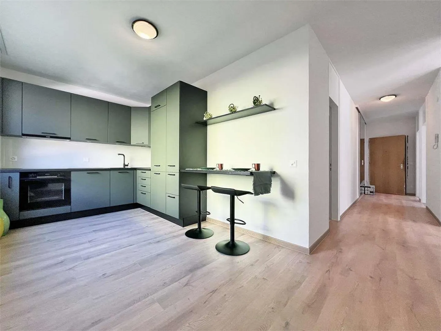 Renovierte 3,5-Zimmer-Wohnung in Castione - Foto 3 von 10