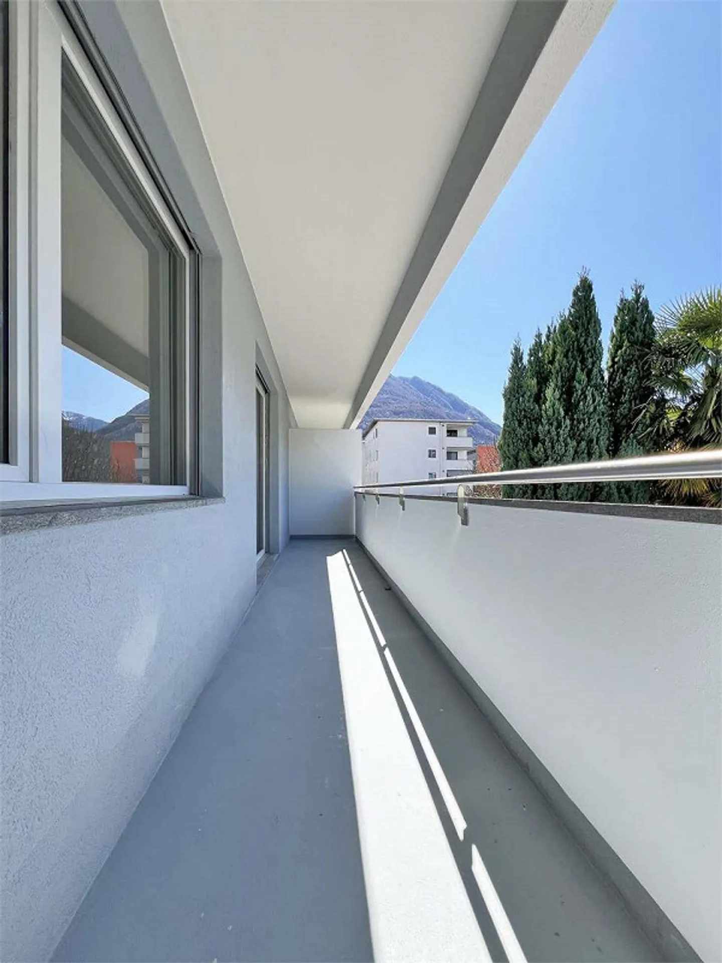 Renovierte 3,5-Zimmer-Wohnung in Castione - Foto 1 von 10