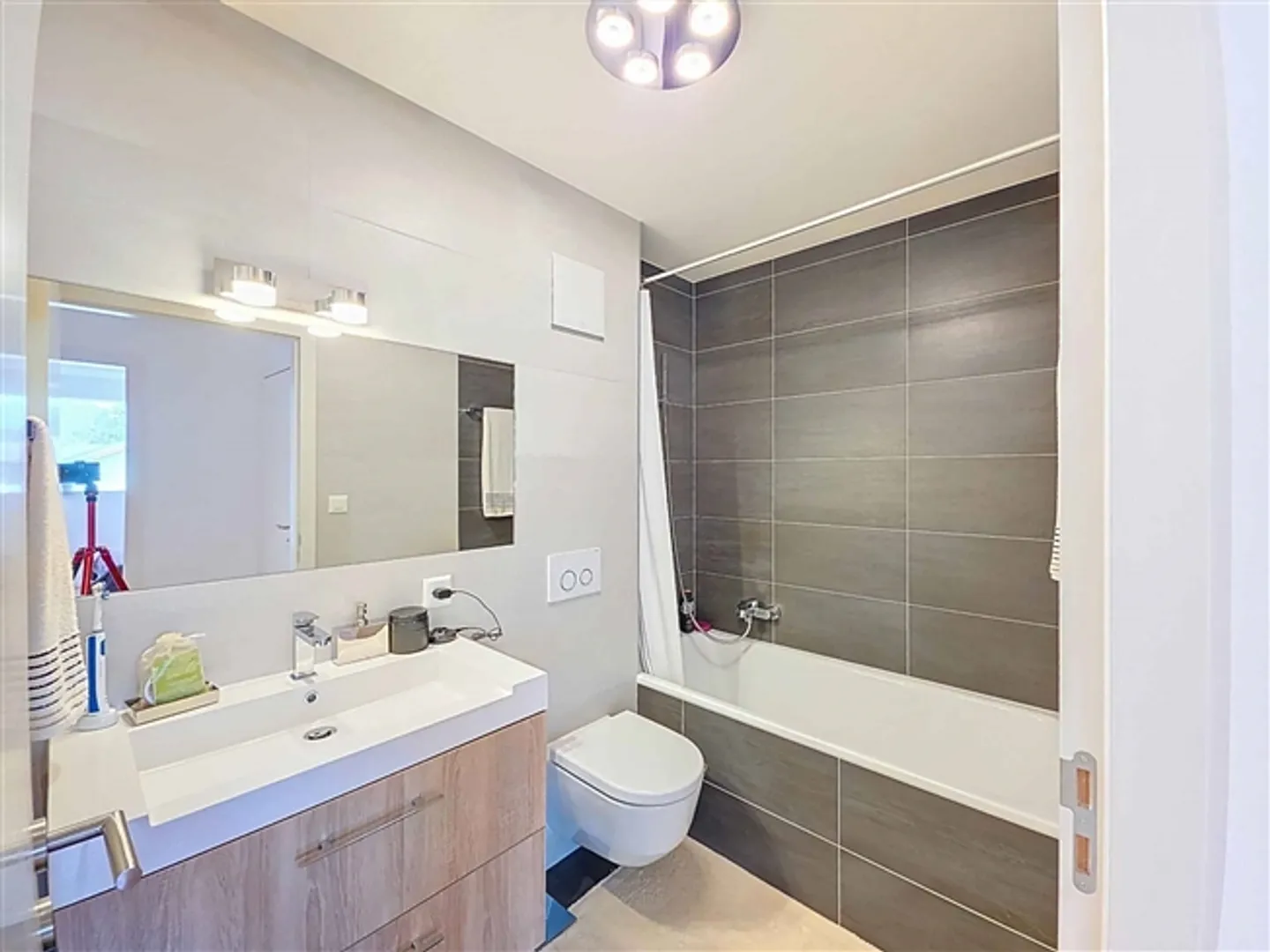 Residenza di lusso - duplex con giardino privato e volumi generosi - Foto 7 di 10