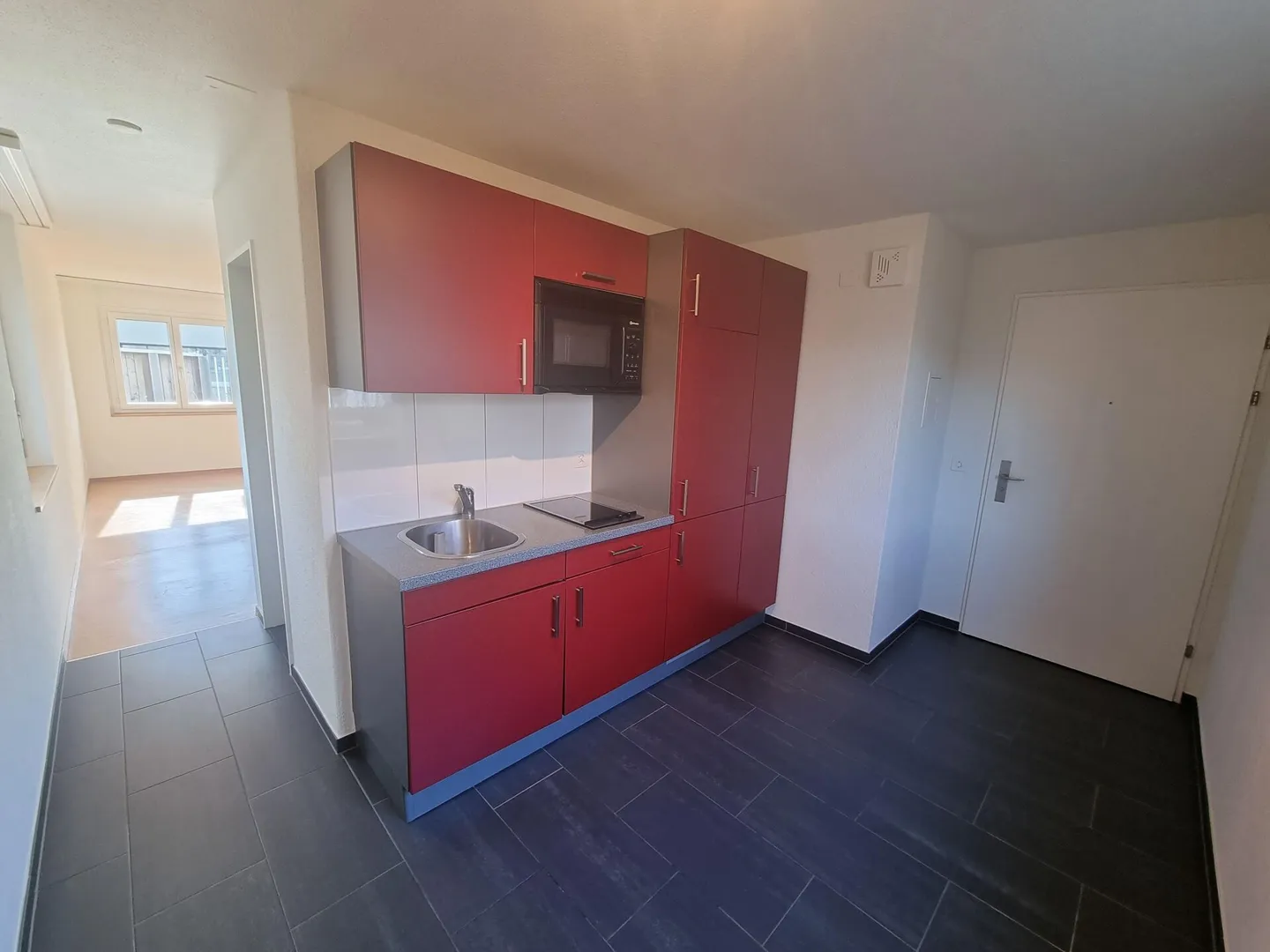 Démarrez votre propre bonheur à la maison! - Photo 1 sur 5