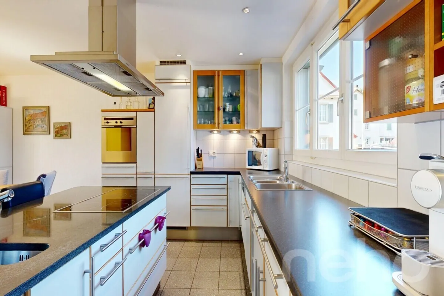 Vie spacieuse avec terrasse, jardin et beaucoup de confort - Photo 5 sur 12