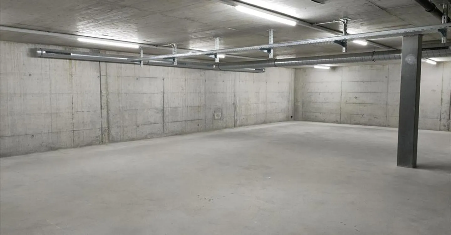 Bauarena - optimal storage space - Photo 1 of 1