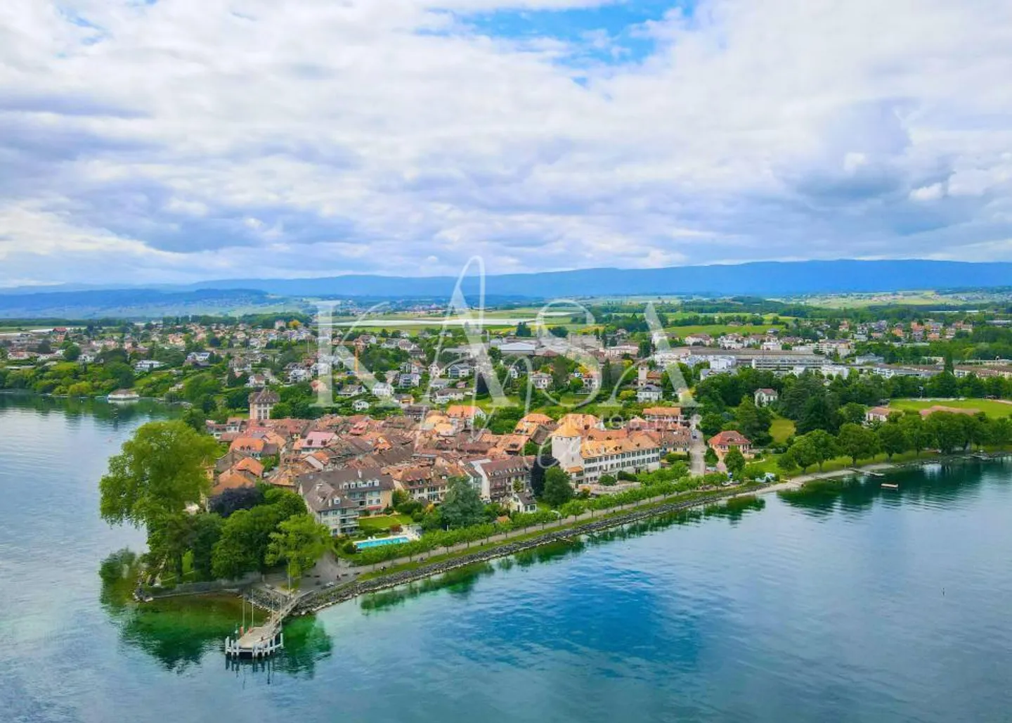Sublime vue sur le lac, duplex en attique - Photo 11 sur 12