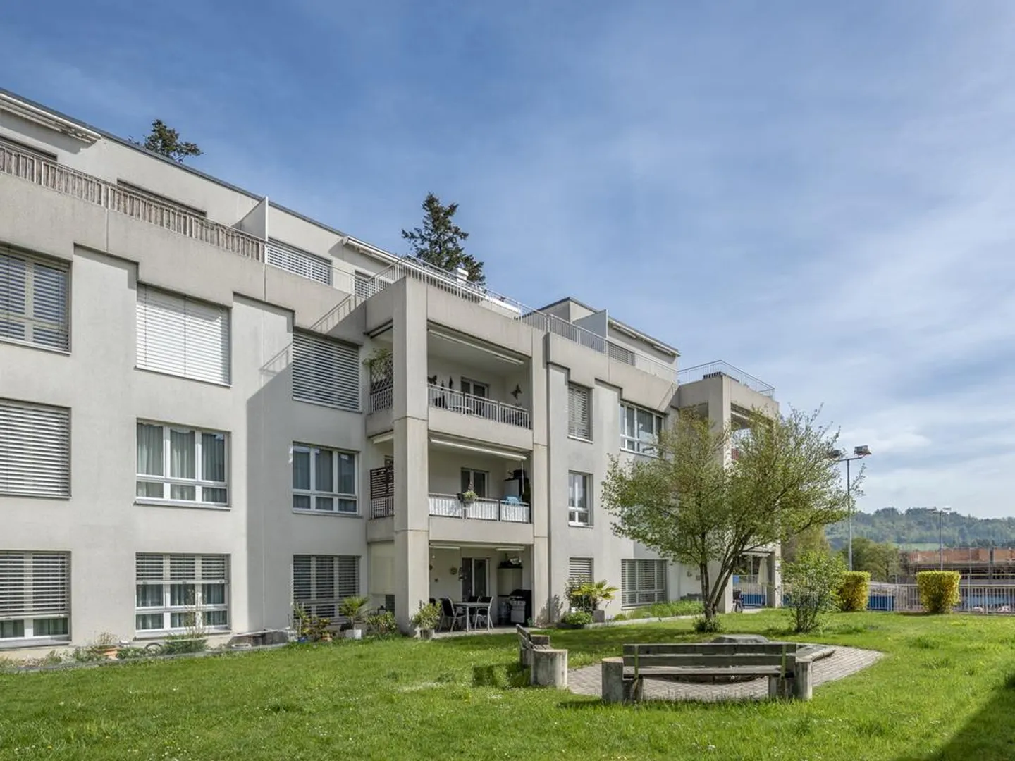 No more parking tickets & long parking searches! - Photo 1 of 1