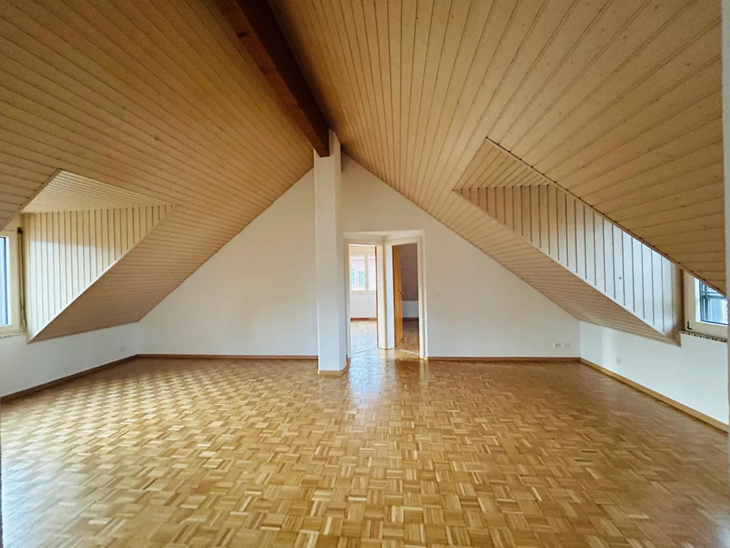 3.5 Room Apartment - Photo 1 of 4