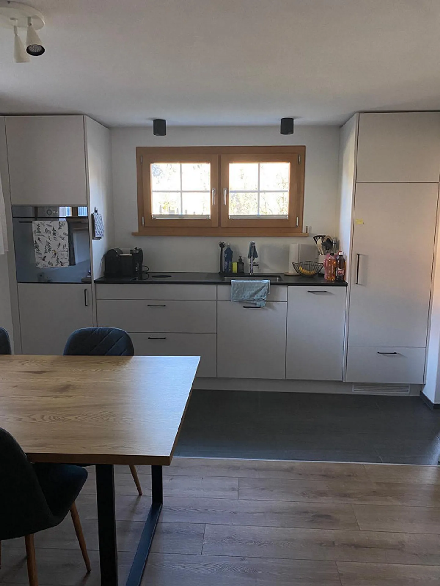 Appartement lumineux de 2,5 pièces dans un quartier calme - Photo 1 sur 5
