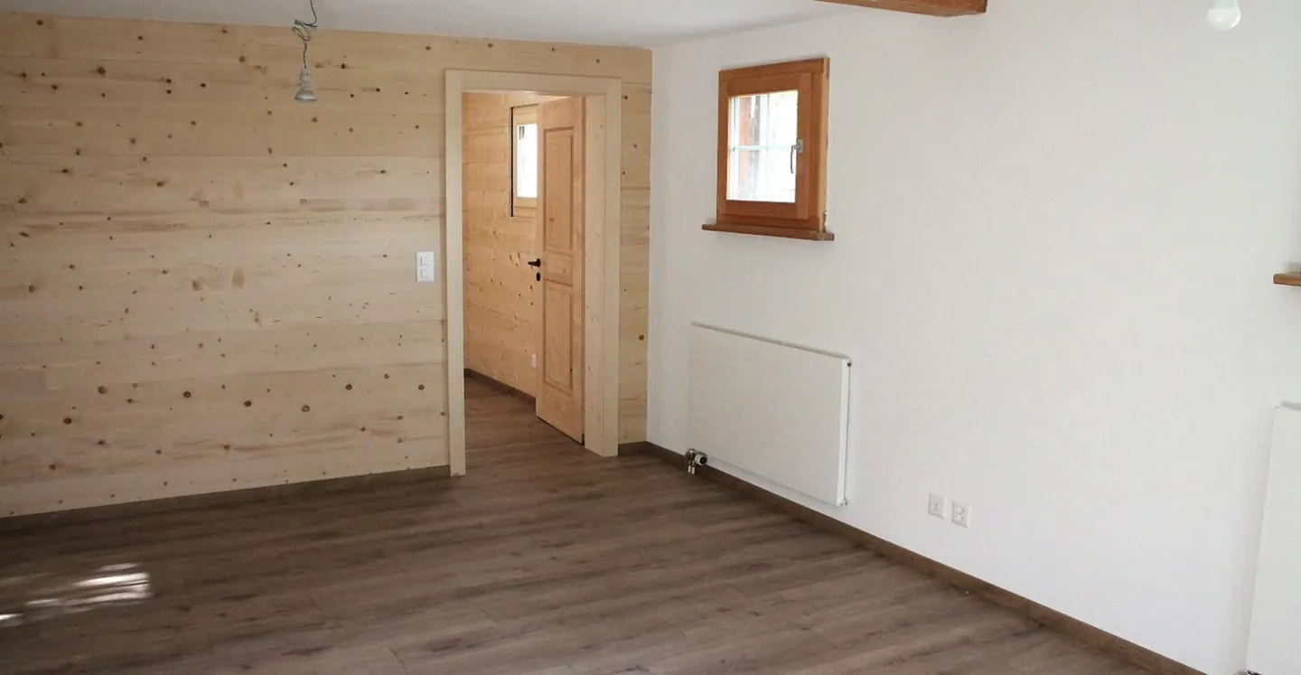 Appartement lumineux de 2,5 pièces dans un quartier calme - Photo 3 sur 5