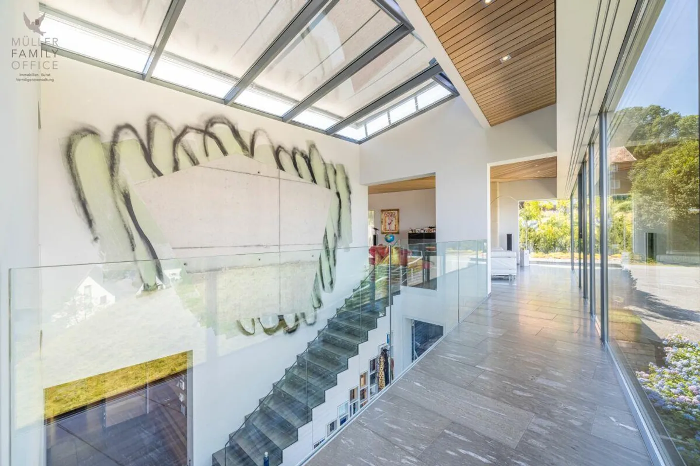 Villa de designer de luxe de rêve avec vue fantastique sur le lac et appartement d'invité - Photo 10 sur 15