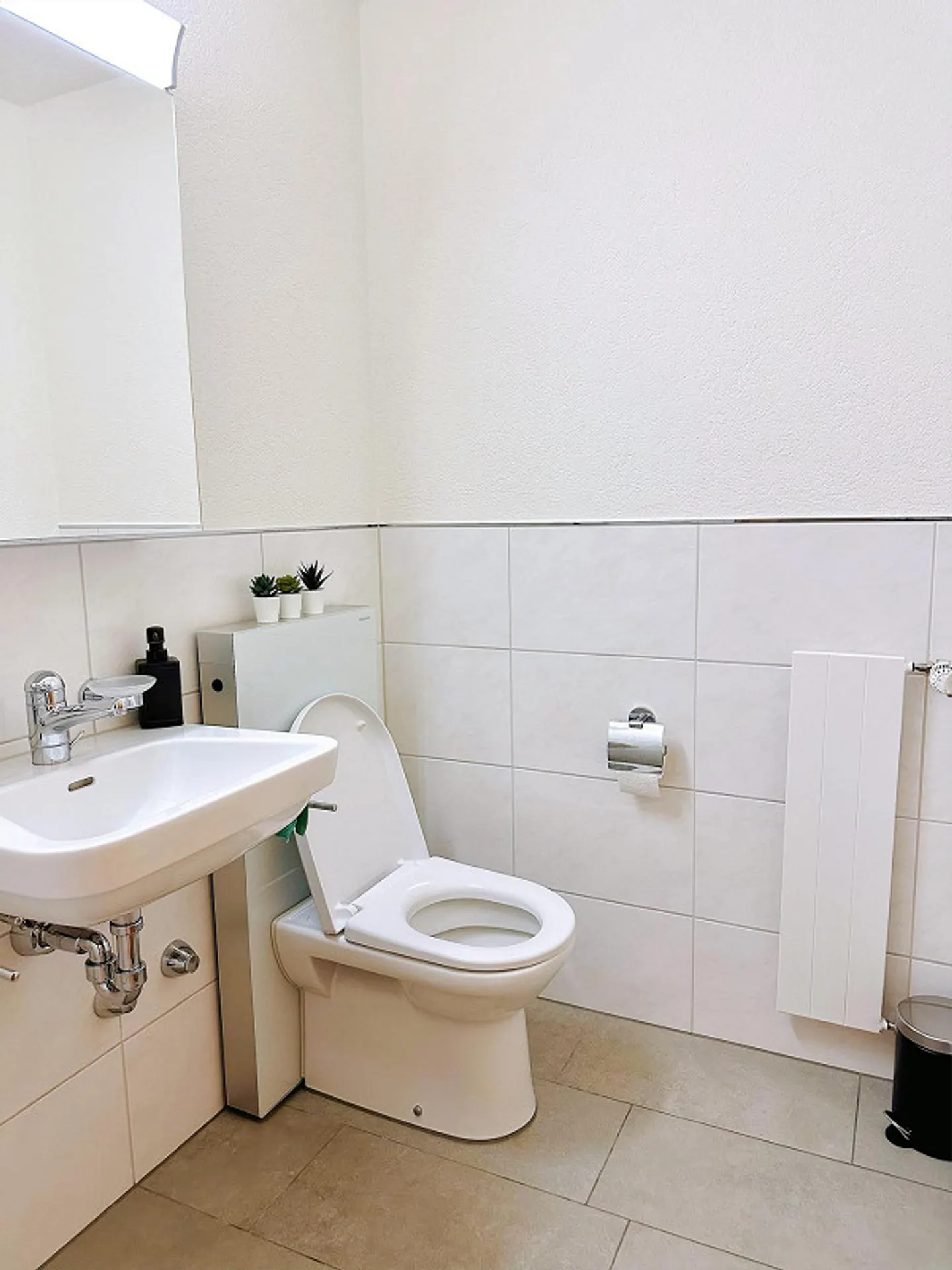 Gemütliche Dachwohnung mit Balkon - Foto 8 von 10