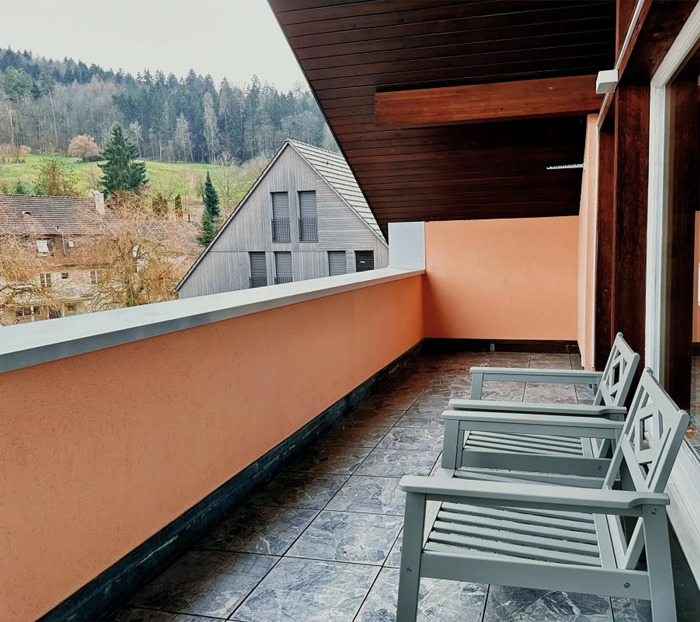 Gemütliche Dachwohnung mit Balkon - Foto 9 von 10