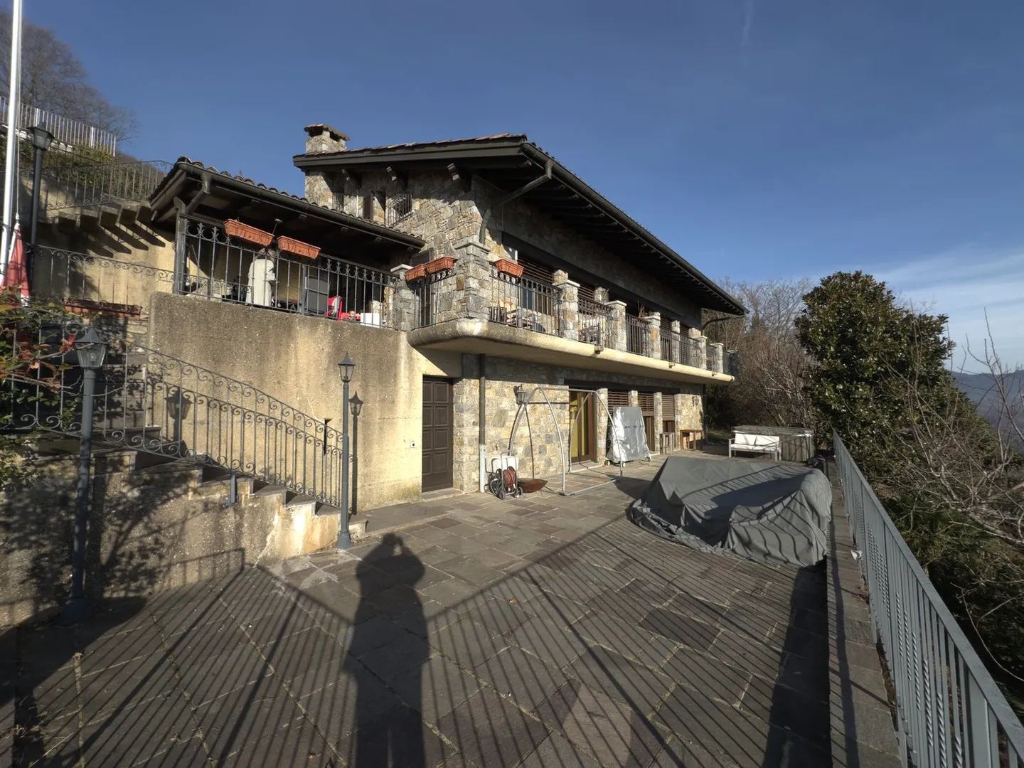 Casa unifamiliare con vista sul lago di Lugano e sulle montagne a Cimo - Foto 4 di 8