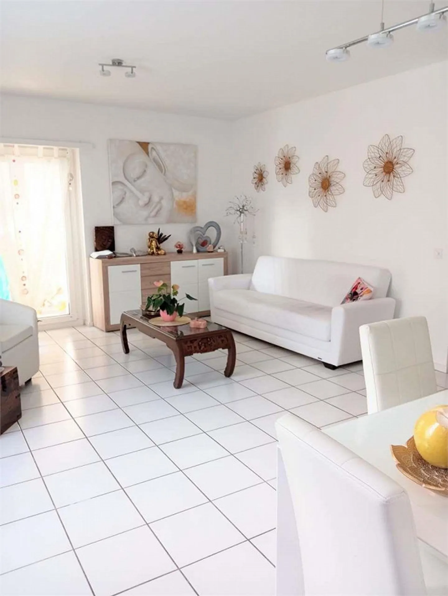 APPARTEMENT LUMINEUX DE 4,5 PIÈCES À BARBENGO-LUGANO - Photo 1 sur 13