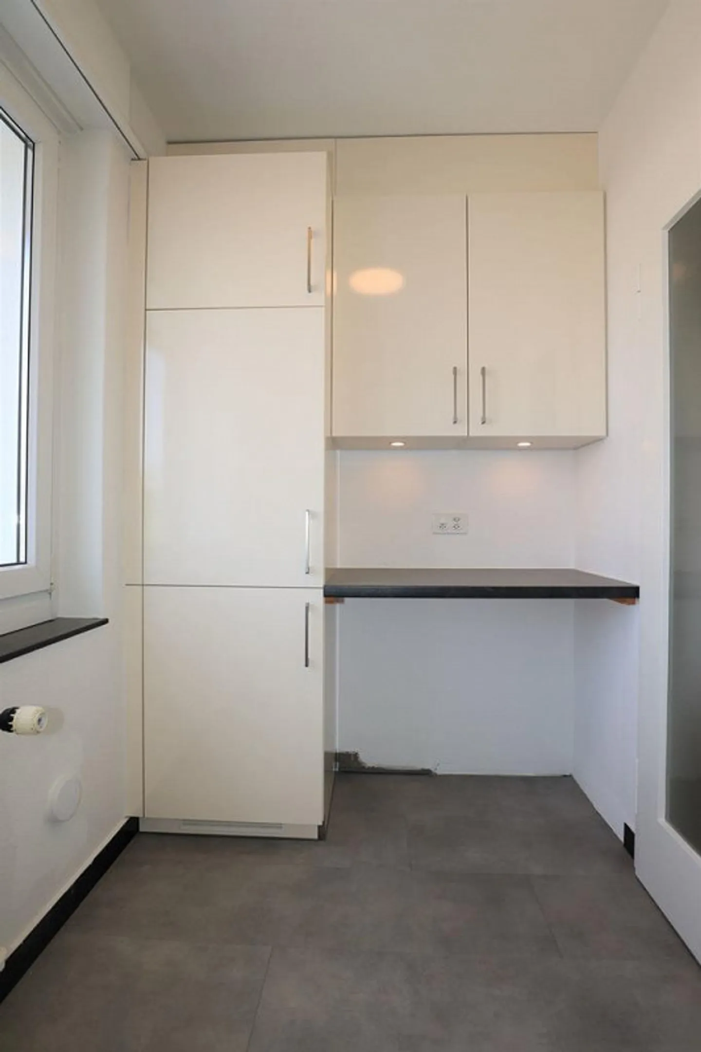 Quiet 1-room apartment near the train station - Photo 5 of 6