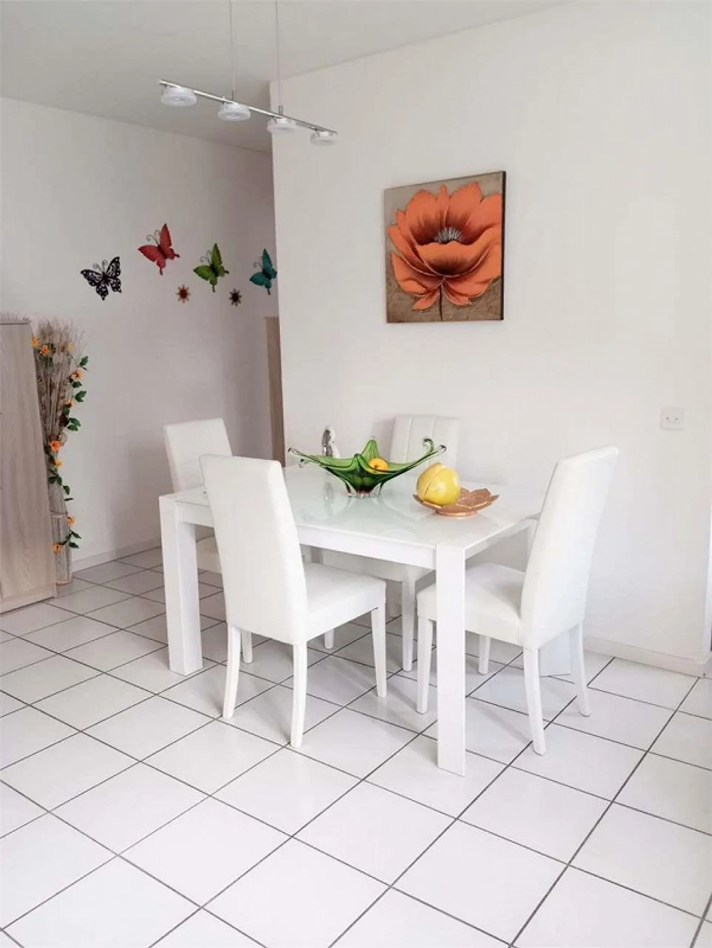 APPARTEMENT LUMINEUX DE 4,5 PIÈCES À BARBENGO-LUGANO - Photo 2 sur 13