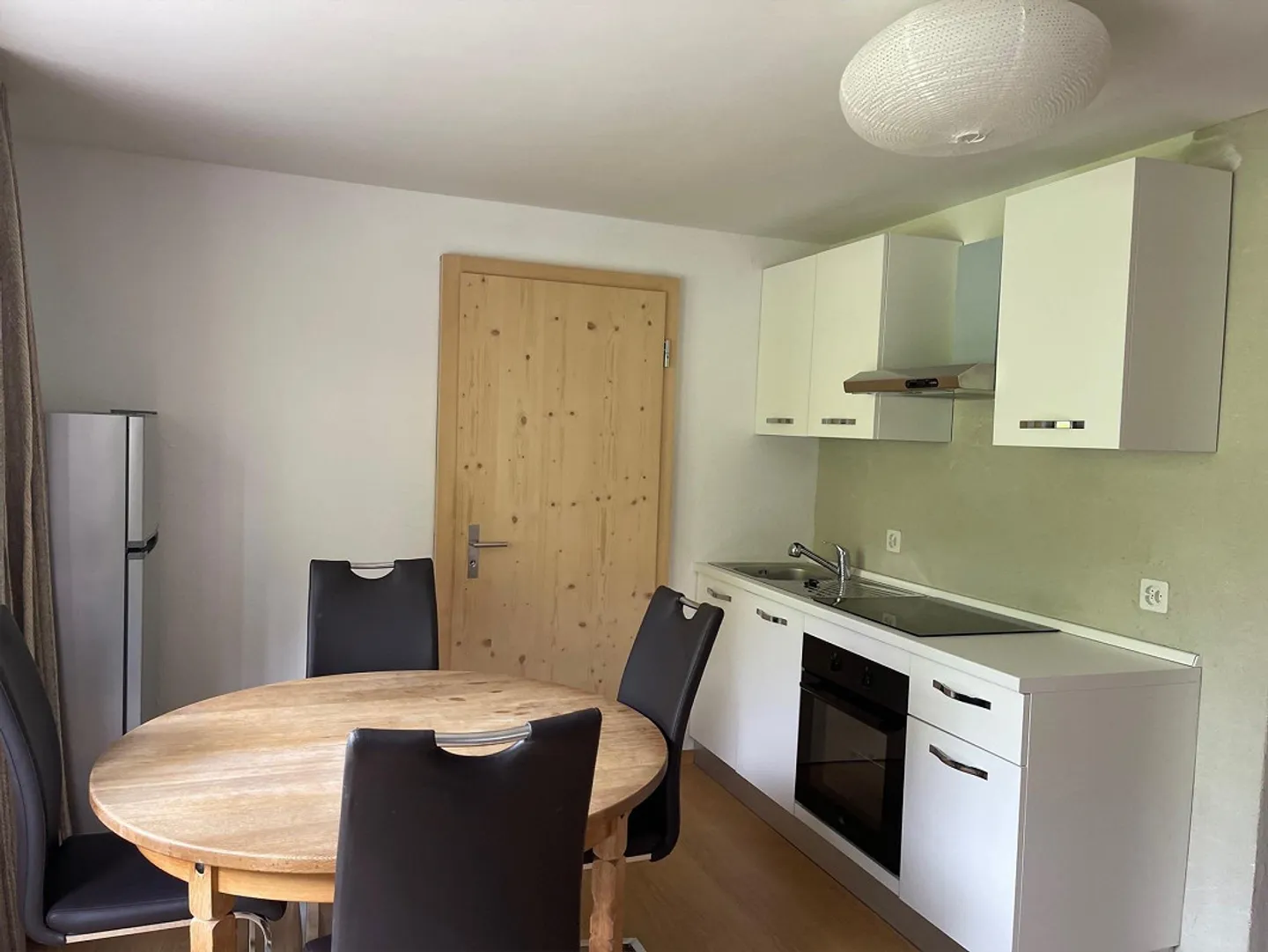 2-room apartment in idyllic Präz - Photo 2 of 5