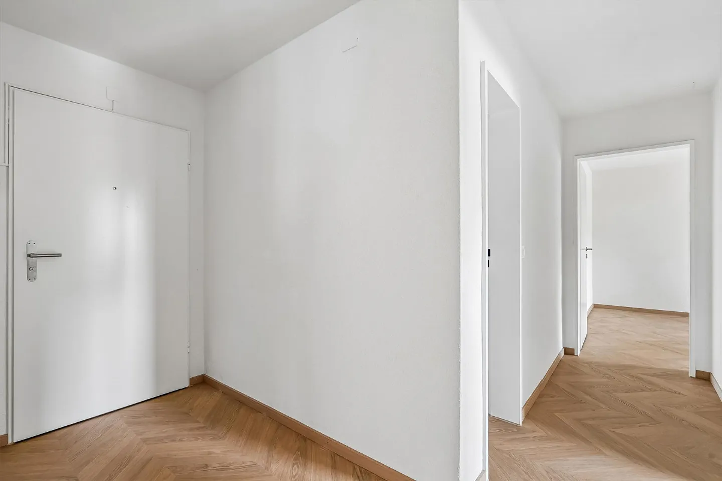 3.5 Room Apartment Freshly Renovated - Photo 11 of 20