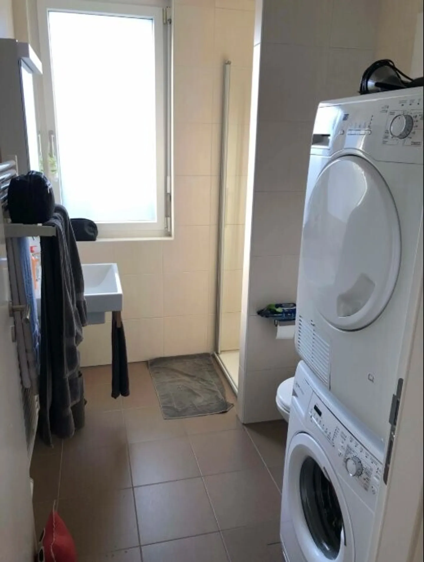 Magnifique appartement moderne avec dressing et 2 balcons - Photo 6 sur 9