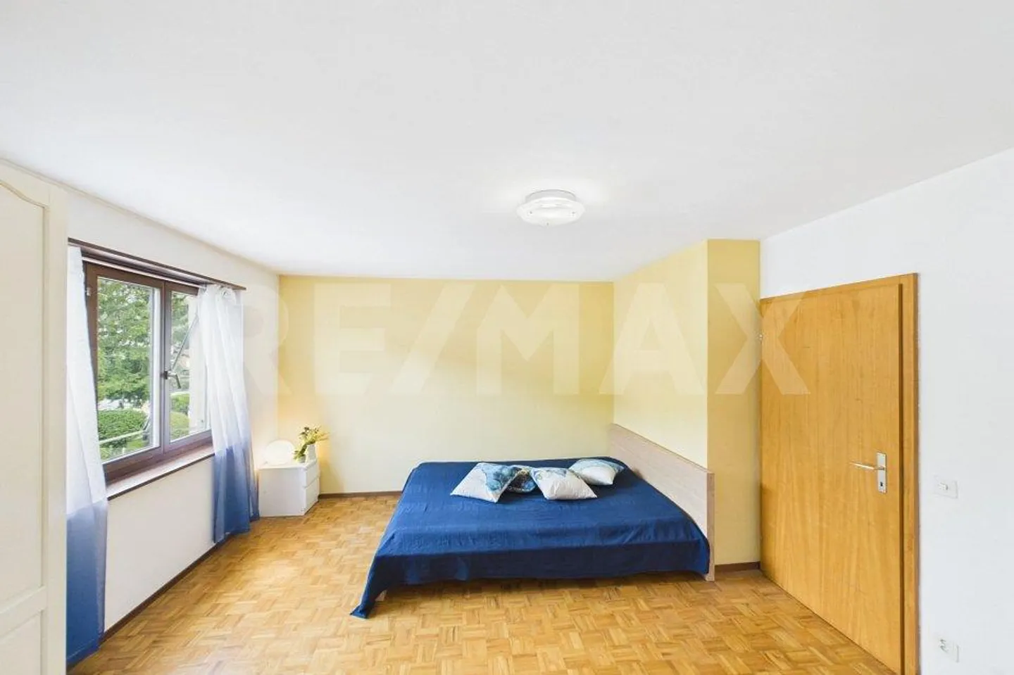 Ideal für Familien, Maisonette-Wohnung mit 4½ Zimmern und Garten in zentraler Lage! - Foto 3 von 9