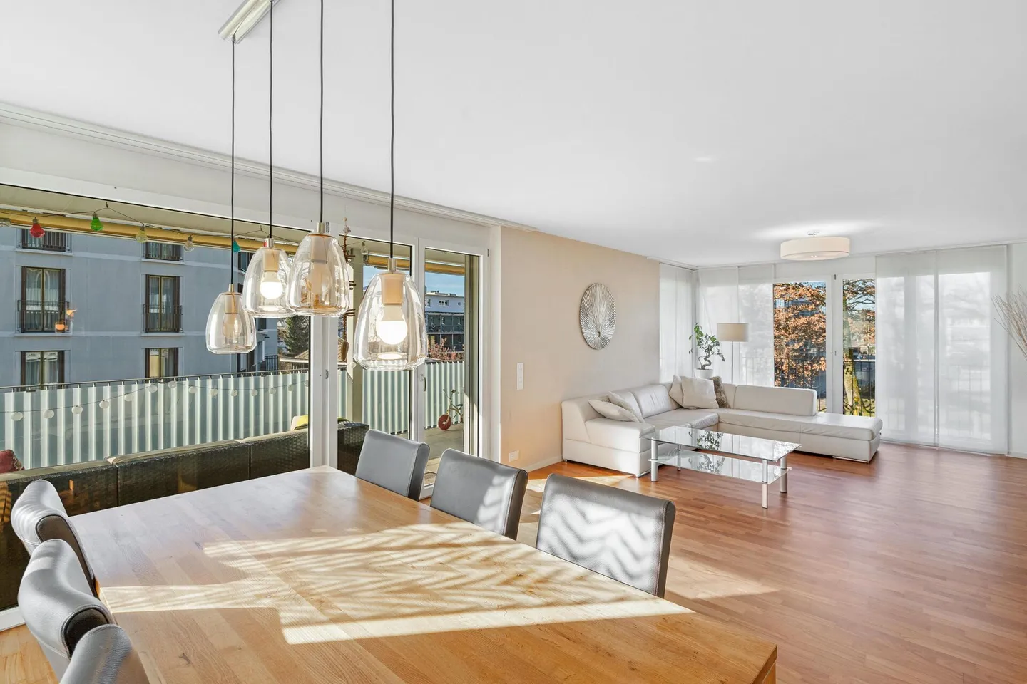 Charming Apartment in Rapperswil - Photo 4 of 8