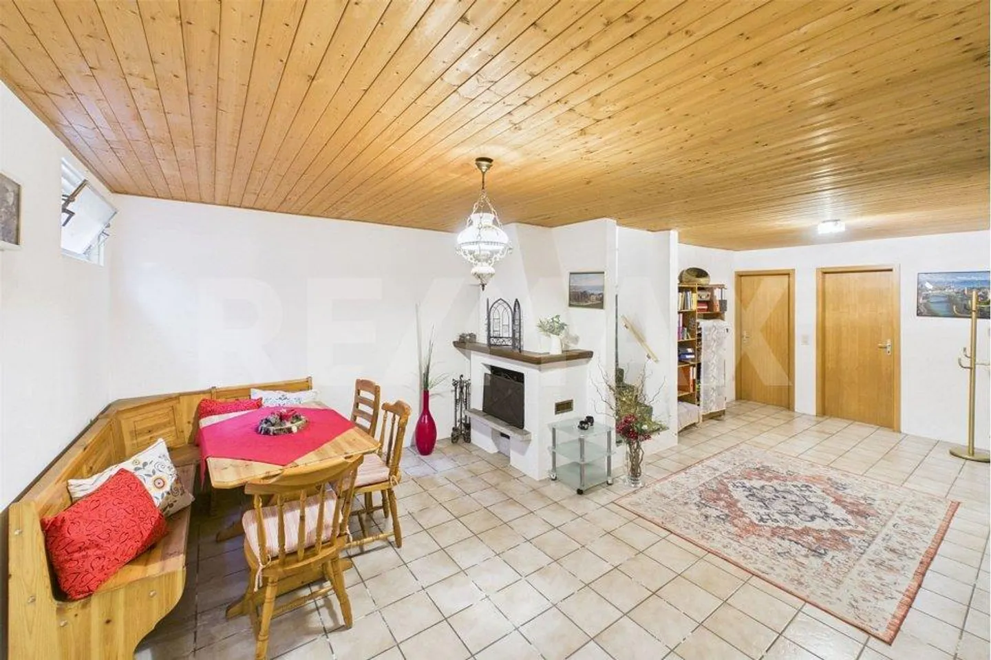 Ideal für Familien, Maisonette-Wohnung mit 4½ Zimmern und Garten in zentraler Lage! - Foto 4 von 9