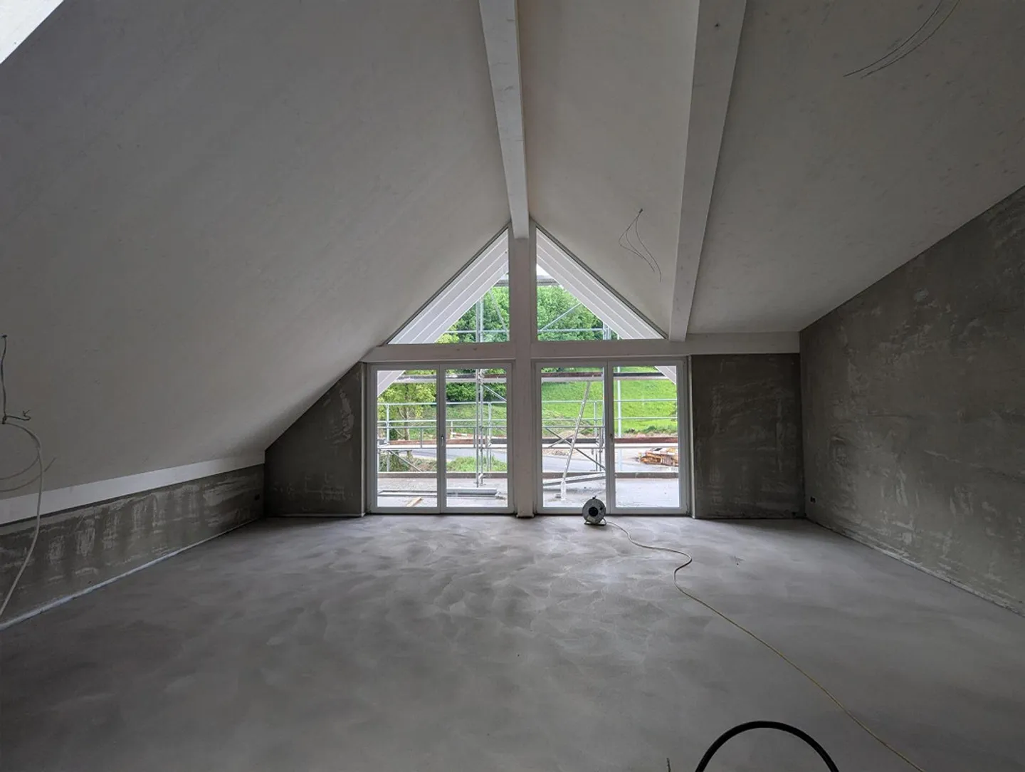 Nouvelle construction : Élégant appartement mansardé de 3.5 pièces - Photo 2 sur 10
