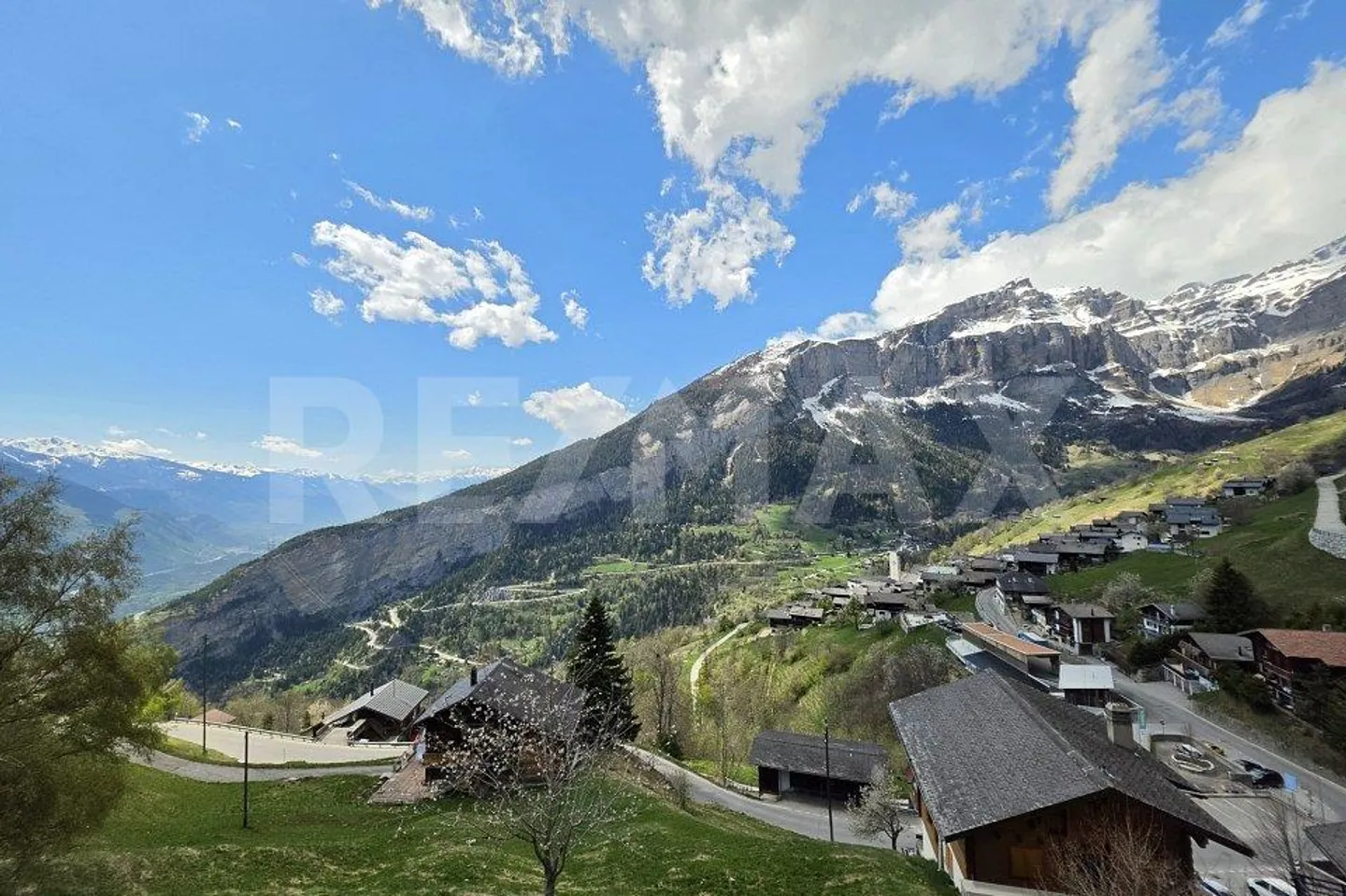 Charming 2.5-room apartment with a great view in Albinen/VS - Photo 12 of 13
